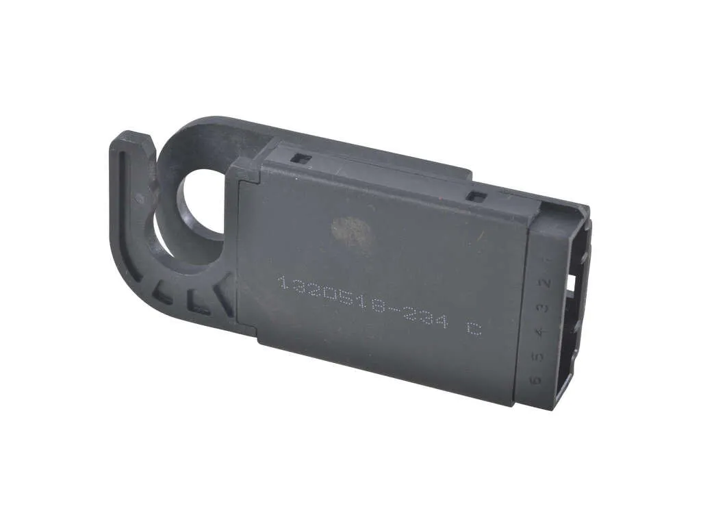 2007, 2006, 2005, 2004, 2003, 2002 Ford Expedition Brake Light Switch