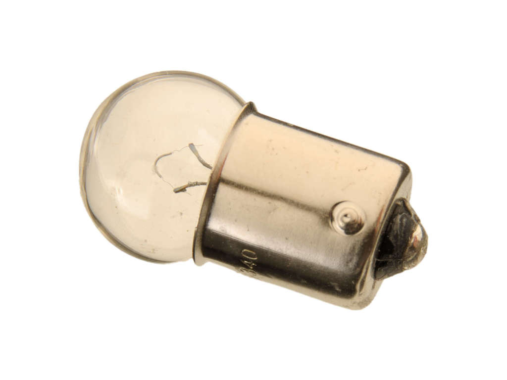 2018, 2017, 2016, 2015, 2014, 2013, 2012, 2011, 2010 Freightliner Sprinter 2500 2010-2018 BMW 2.8 Bavaria Multi-Purpose Light Bulb