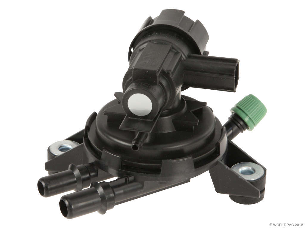 2004, 2003, 2002, 2001, 2000, 1999 Lincoln Navigator Vapor Canister Purge Valve