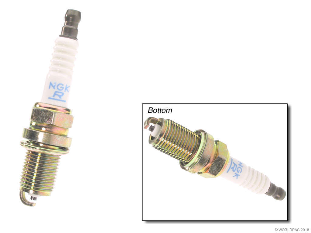 2001, 2000, 1999, 1998 Chevrolet Tracker Spark Plug