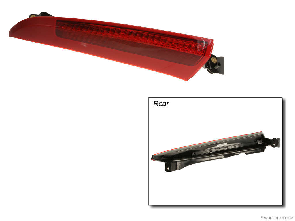 2006, 2005, 2004, 2003 Volvo XC90 Tail Light Lens