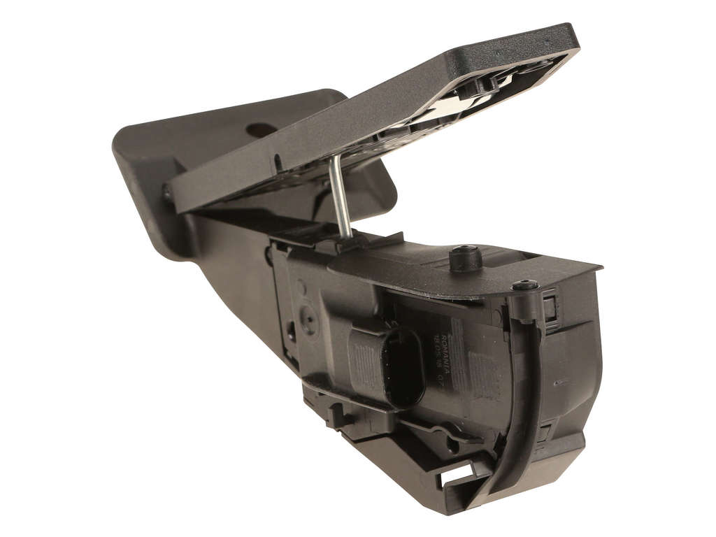2016, 2015, 2014, 2013, 2012, 2011, 2010, 2009, 2008 BMW 528i Range Rover Accelerator Pedal