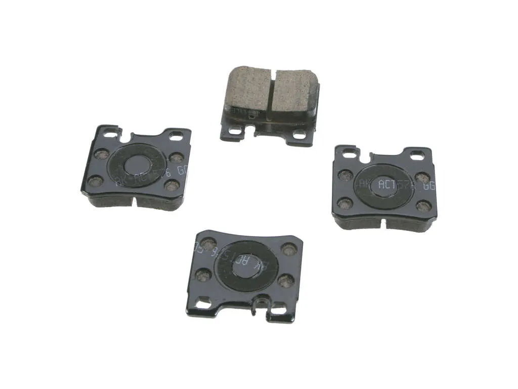 1995, 1994 Mercedes-Benz SL320 1994-1995 Mercedes-Benz C230 Disc Brake Pad Set