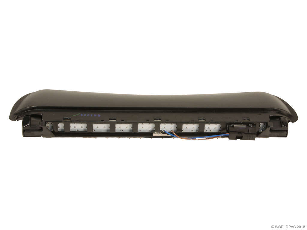 2006, 2005, 2004, 2003, 2002, 2001 BMW M3 Center High Mount Stop Light