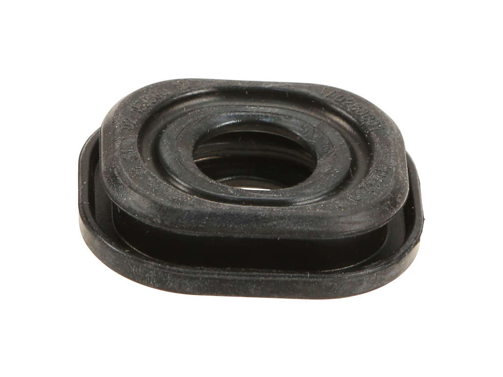 2016, 2015, 2014, 2013, 2012, 2011 BMW 528i Radiator Mount