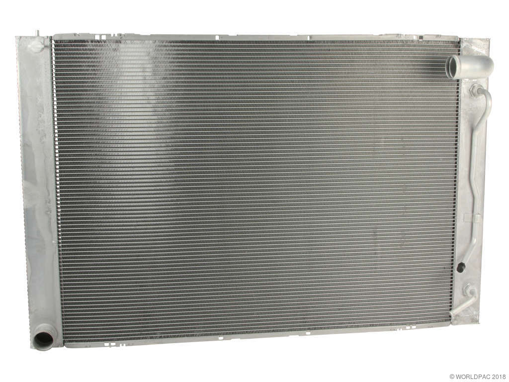 2005, 2004 Toyota Sienna Radiator