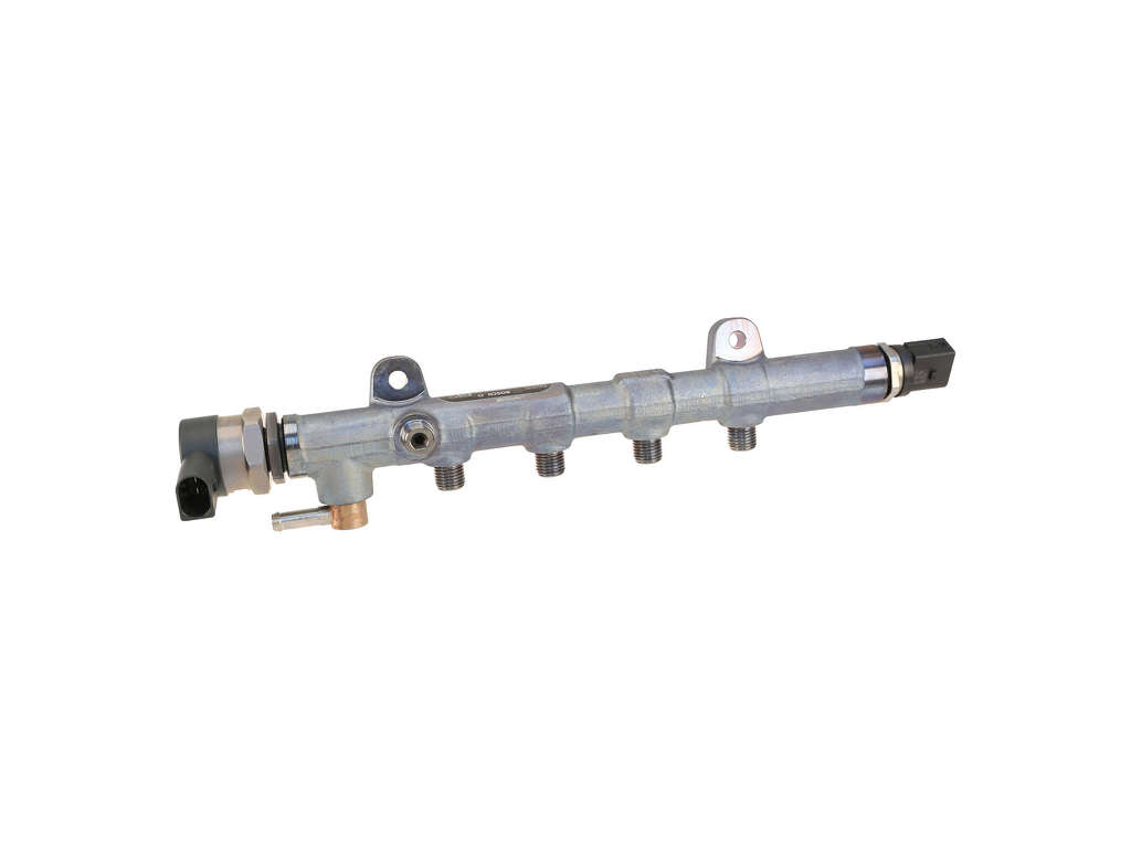 2017, 2016, 2015, 2014 Freightliner Sprinter 2500 2500 Fuel Injector Rail