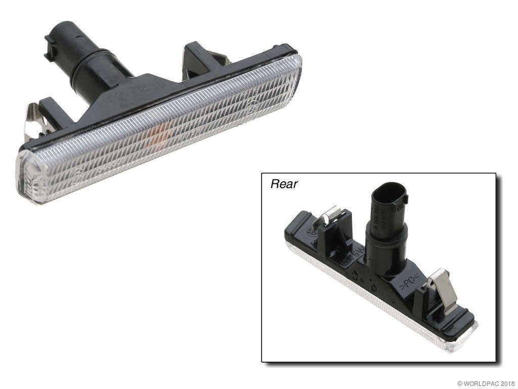 2006, 2005, 2004, 2003, 2002, 2001 BMW M3 Turn Signal Light Assembly