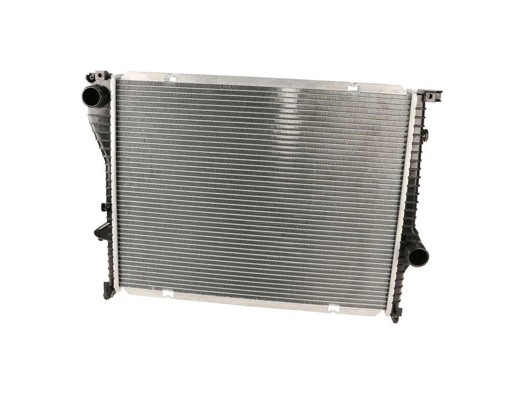 2002, 2001, 2000, 1999, 1998, 1997 BMW Z3 Radiator