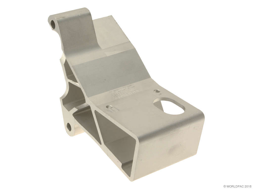 2006, 2005, 2004 Volvo S80 Engine Mount Bracket