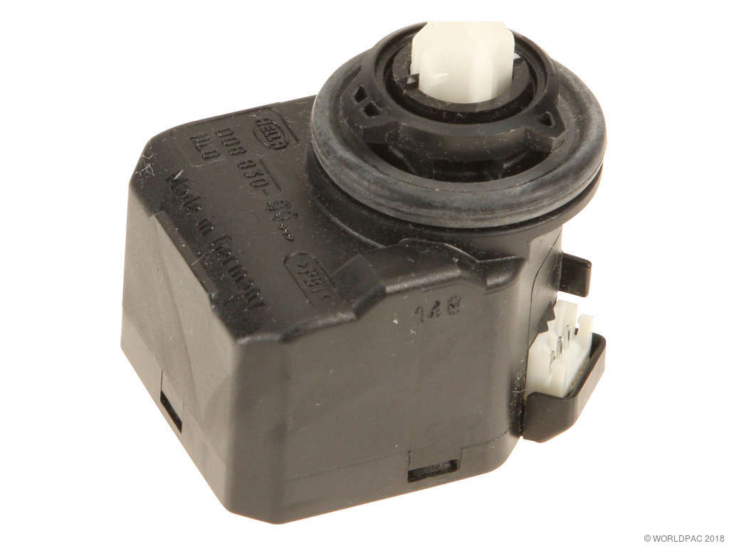 2014, 2013, 2012, 2011, 2010, 2009, 2008 Porsche Cayenne Headlight Adjusting Motor