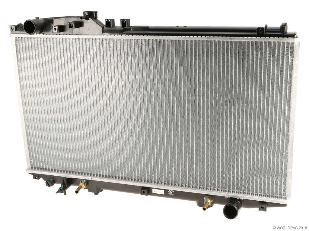 2004, 2003, 2002, 2001 Lexus GS430 Radiator
