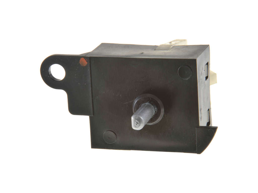 2014, 2013, 2012, 2011, 2010, 2009, 2008, 2007, 2006, 2005, 2004 Ford E-150 HVAC Blower Control Switch