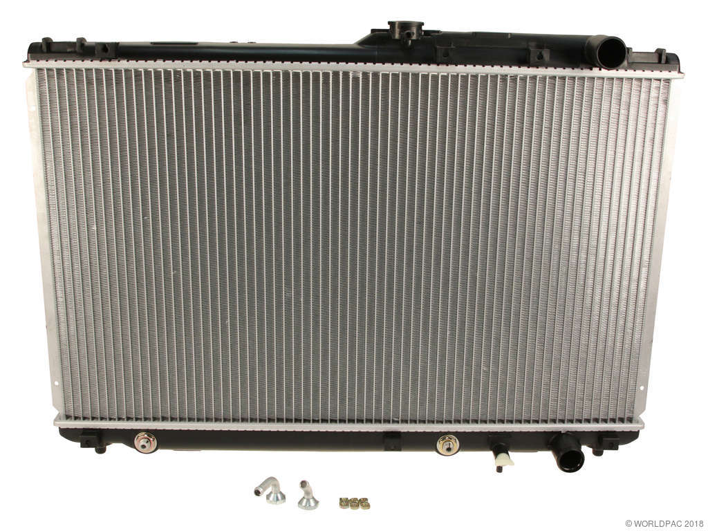 1993, 1992 Lexus ES300 Radiator