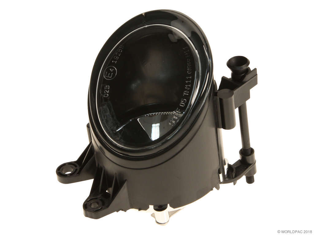 2007, 2006, 2005, 2004 Volvo S40 Fog Light