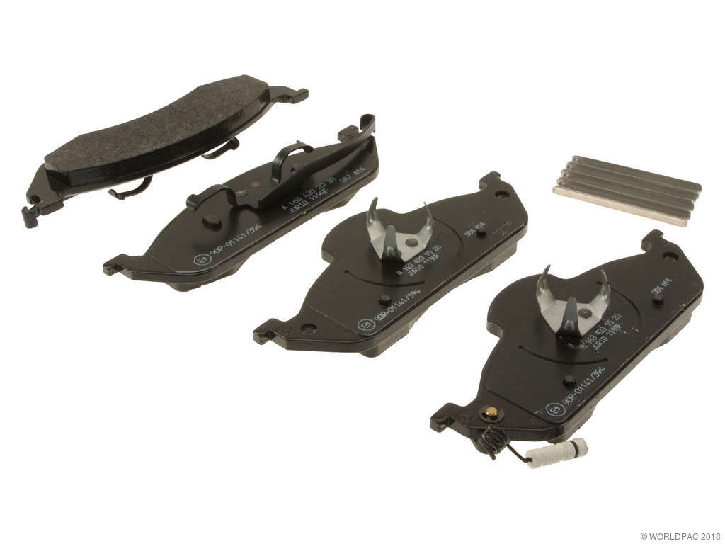 2003, 2002, 2001, 2000, 1999, 1998 Mercedes-Benz ML320 1998-2003 Mercedes-Benz ML320 Disc Brake Pad Set