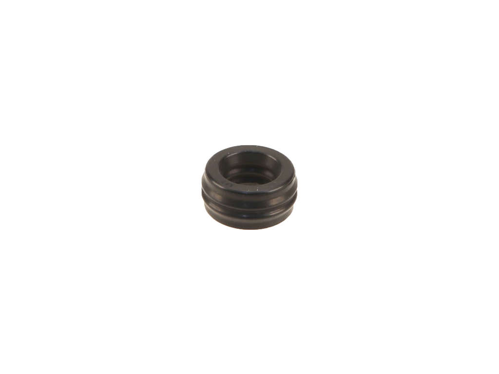 2022, 2021, 2020 Lincoln Aviator Automatic Transmission Oil Cooler Hose Fitting Sea