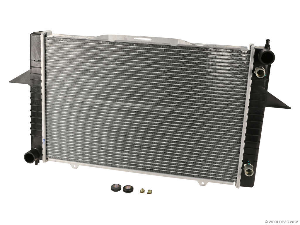 2004, 2003, 2002, 2001, 2000, 1999 Volvo C70 Radiator