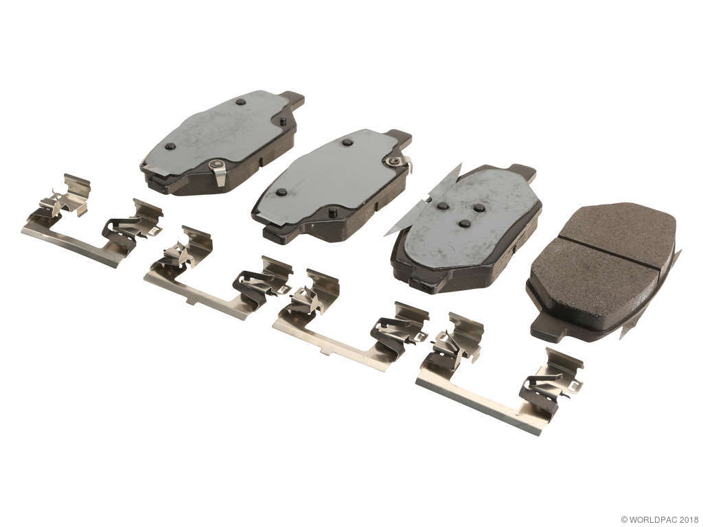 2021, 2020, 2019, 2018 Chevrolet Equinox Disc Brake Pad Set