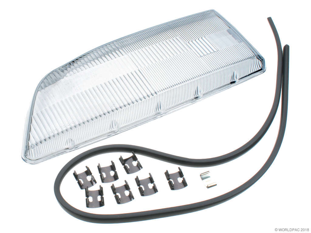 2002, 2001, 2000, 1999, 1998 Volvo C70 Headlight Lens