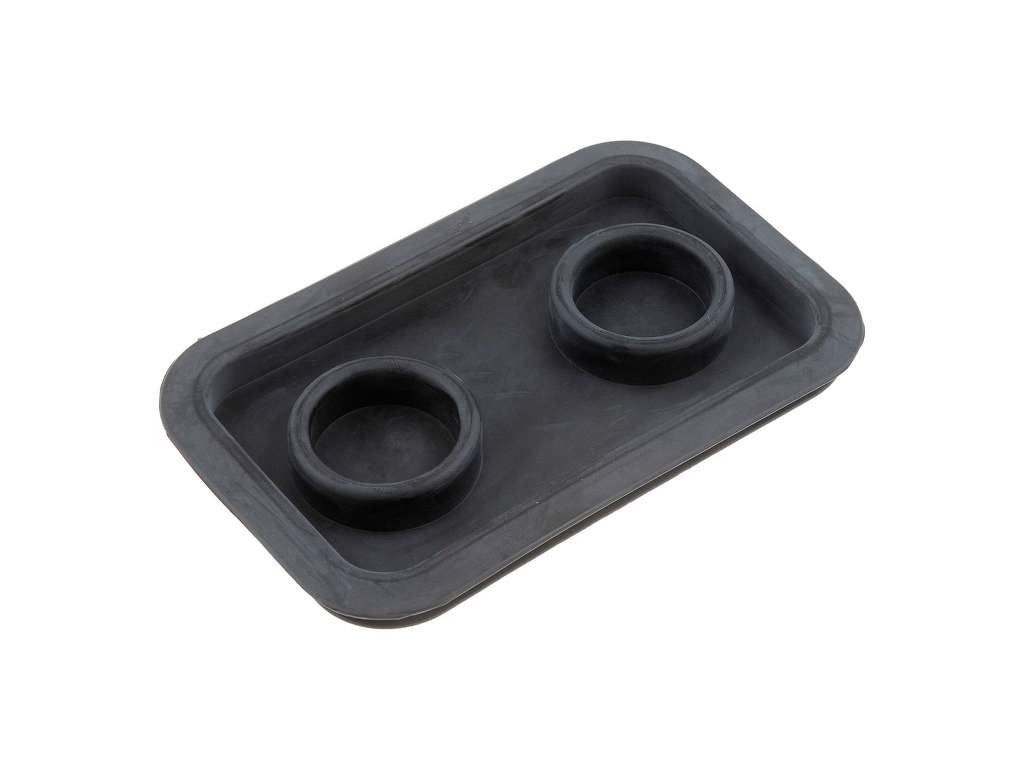 2005, 2004, 2003, 2002, 2001, 2000 Chevrolet Astro Brake Master Cylinder Reservoir Cap Gasket