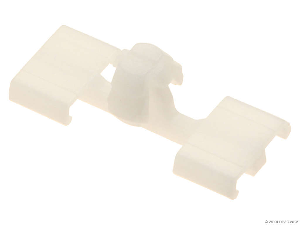 2006, 2005, 2004, 2003, 2002, 2001 BMW M3 Exterior Molding Clip