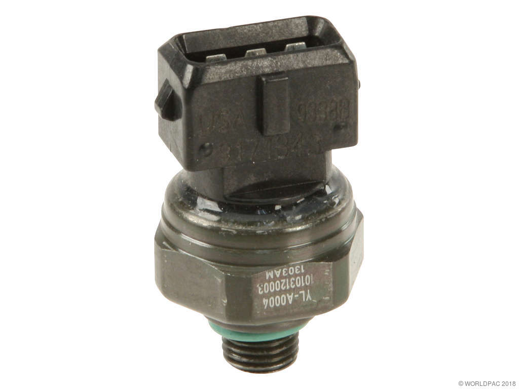 2006, 2005, 2004, 2003, 2002, 2001, 2000, 1999 Volvo S80 HVAC Pressure Switch