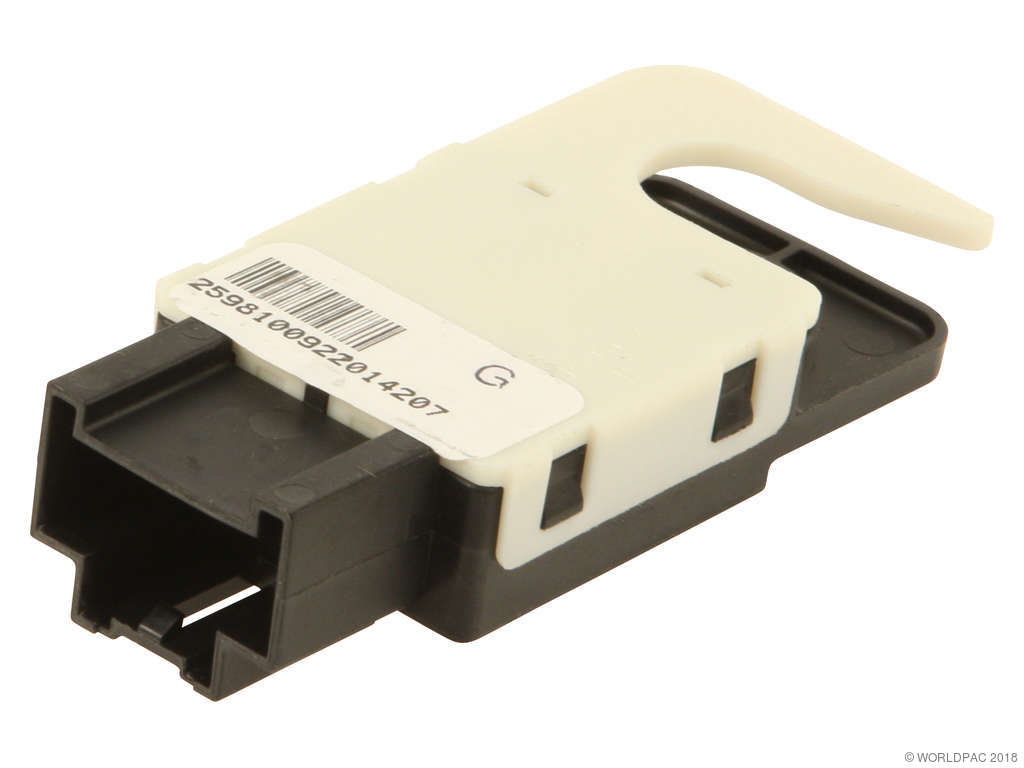 2011, 2010, 2009 Chevrolet Avalanche Brake Light Switch