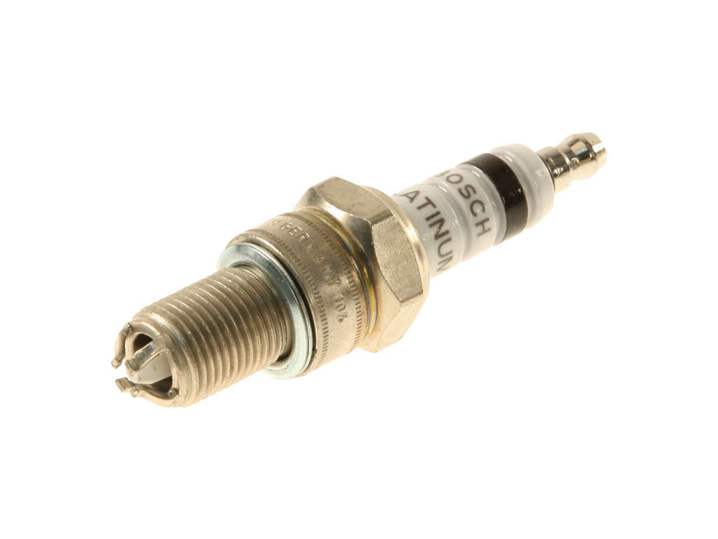 1994, 1993, 1992 Dodge Shadow Spark Plug
