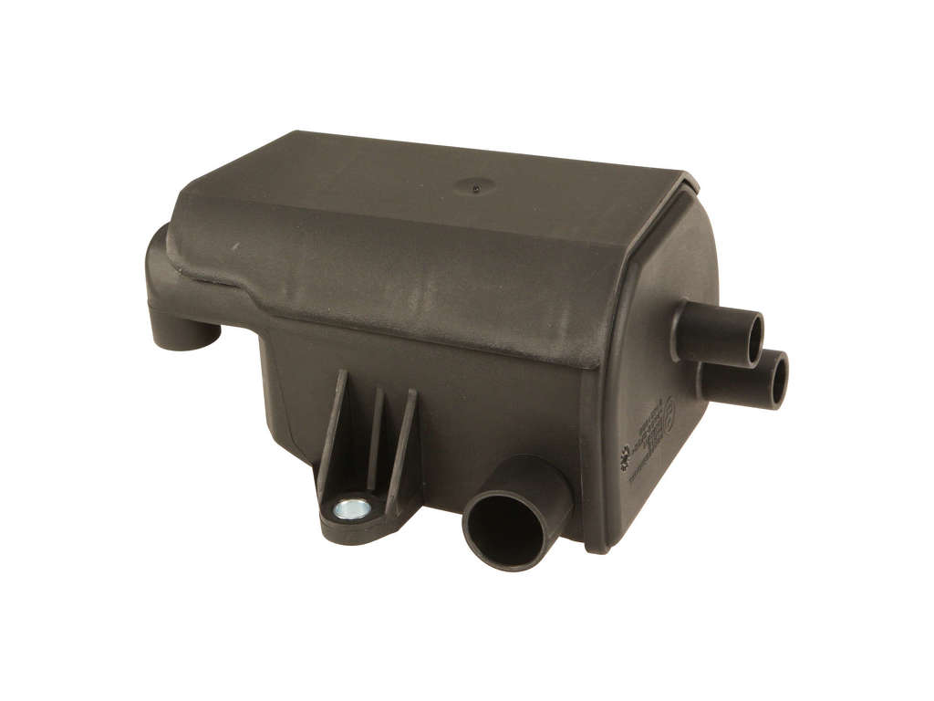 2004, 2003, 2002, 2001, 2000 Volvo S40 PCV Valve Oil Trap