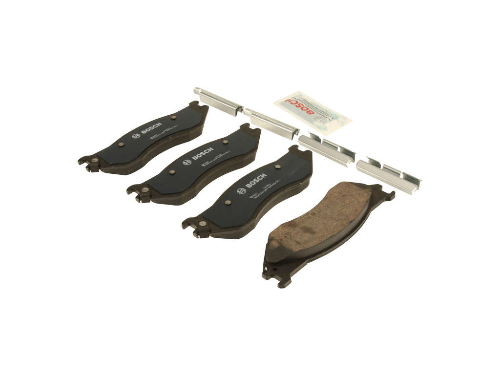 2006, 2005, 2004 Dodge Durango Disc Brake Pad Set