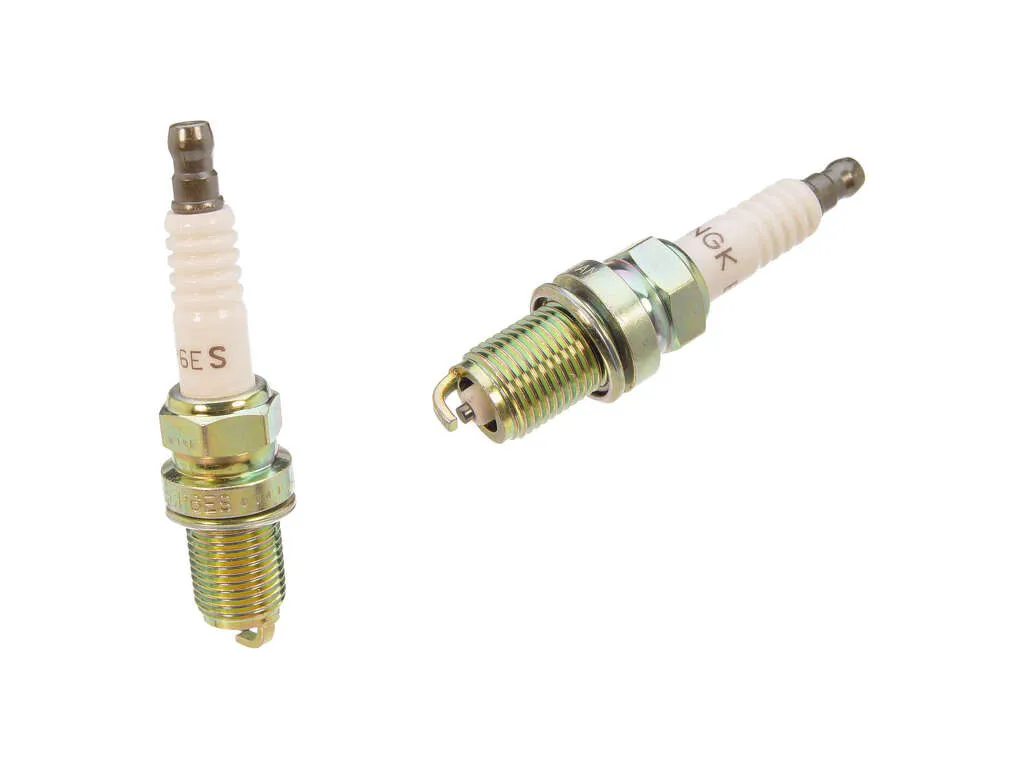 1990, 1989, 1988, 1987, 1986 Saab 900 Spark Plug