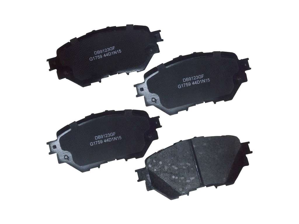 2018, 2017, 2016, 2015, 2014 Mazda 3 Disc Brake Pad Set